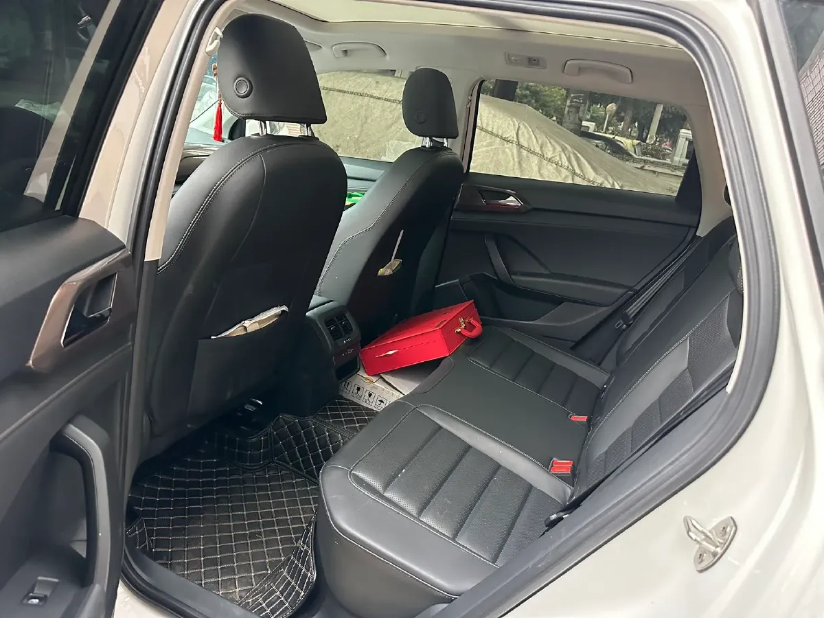 2021 Volkswagen Tharu 1.4T 150HP L4 7DCT,autocango,china used car exporter,china ev exporter,chinese used car exporter,chinese used ev exporter