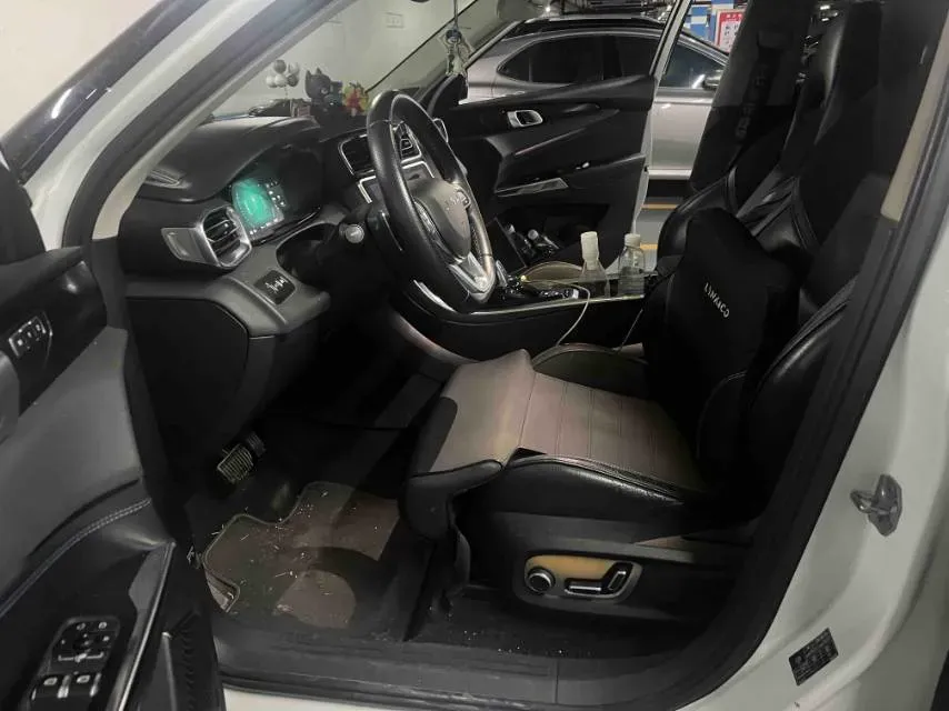 2018 Isuzu Mu-X 3.0T 177HP L4 6AT,autocango,china used car exporter,china ev exporter,chinese used car exporter,chinese used ev exporter