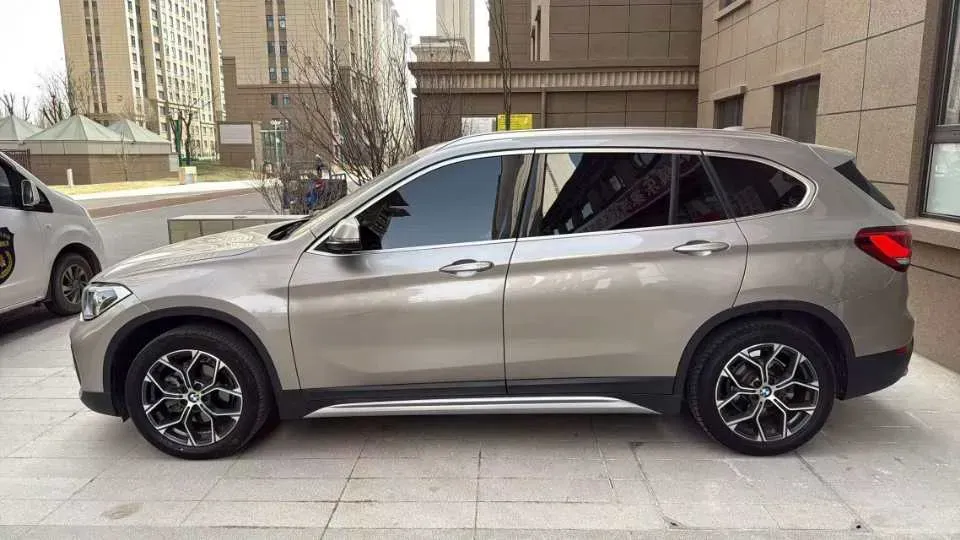2020 BMW X1 1.5T 140HP L3 7DCT,autocango,china used car exporter,china ev exporter,chinese used car exporter,chinese used ev exporter