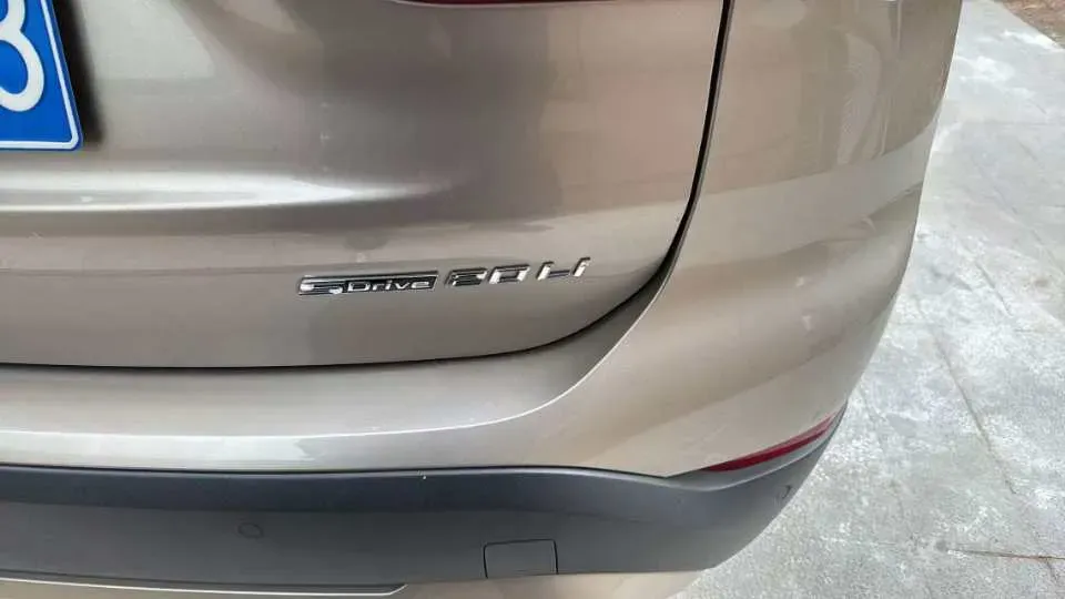 2020 BMW X1 1.5T 140HP L3 7DCT,autocango,china used car exporter,china ev exporter,chinese used car exporter,chinese used ev exporter