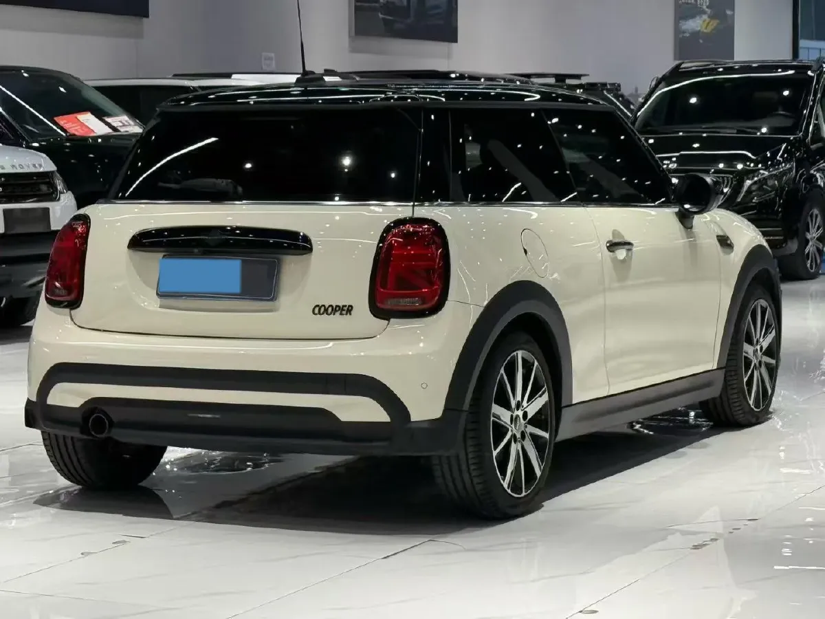2023 MINI MINI 1.5T 136HP L3 7DCT,autocango,china used car exporter,china ev exporter,chinese used car exporter,chinese used ev exporter