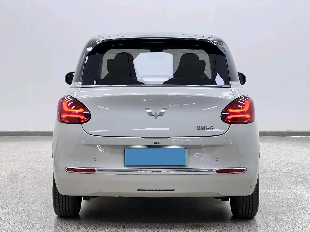 2023 WuLing BinGuo BEV 37.9KWH,autocango,china used car exporter,china ev exporter,chinese used car exporter,chinese used ev exporter