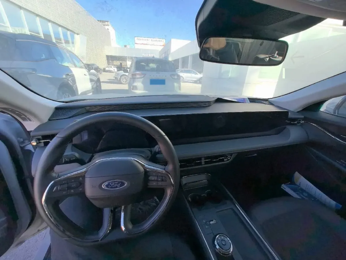 2023 Ford Mondeo 1.5T 190HP L4 8AT,autocango,china used car exporter,china ev exporter,chinese used car exporter,chinese used ev exporter