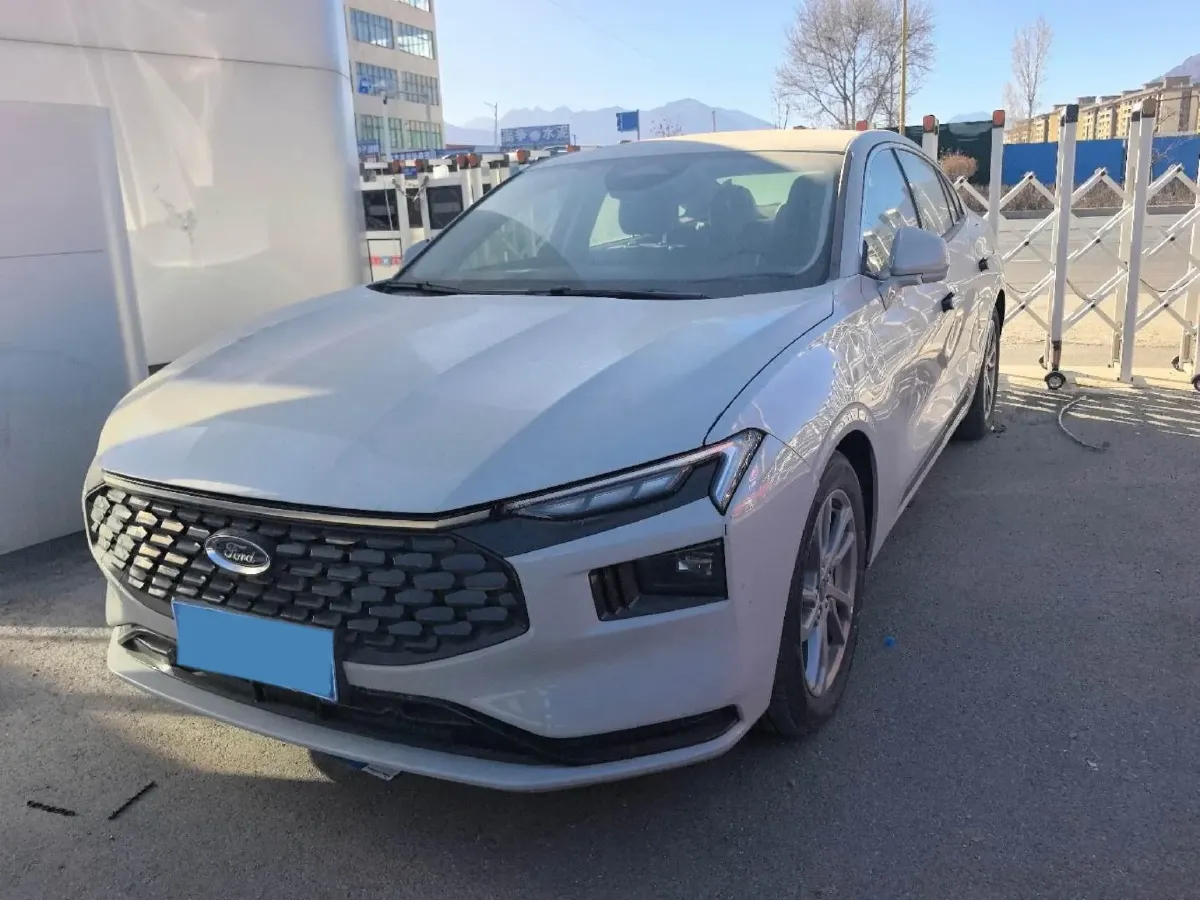 2023 Ford Mondeo 1.5T 190HP L4 8AT,autocango,china used car exporter,china ev exporter,chinese used car exporter,chinese used ev exporter