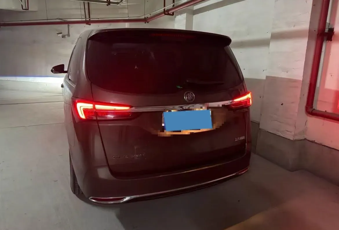 2021 Buick GL8 2.0T 237HP L4 9AT,autocango,china used car exporter,china ev exporter,chinese used car exporter,chinese used ev exporter