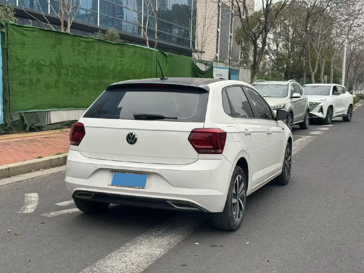2021 DongFeng Aeolus AX7 1.6T 170HP L4 6AT,autocango,china used car exporter,china ev exporter,chinese used car exporter,chinese used ev exporter