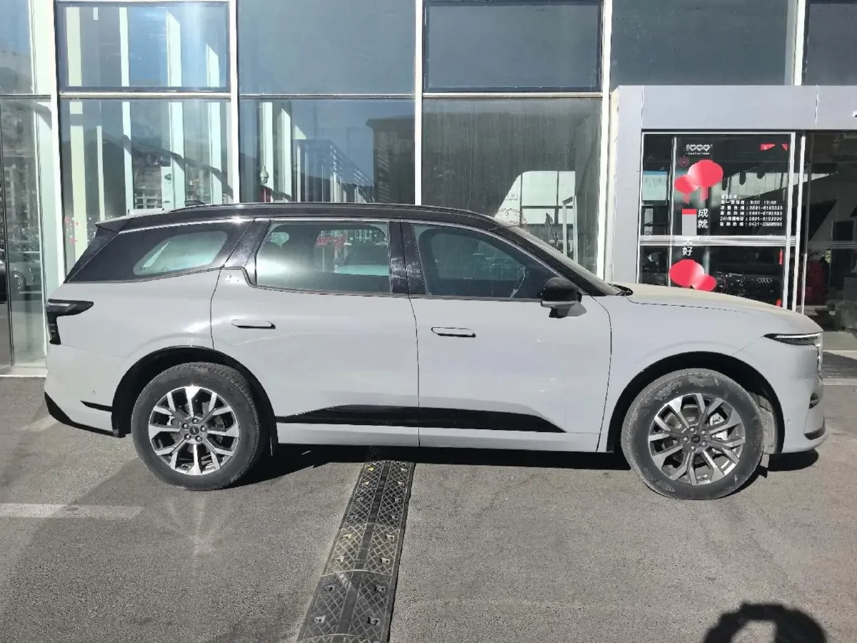 2023 Ford Edge 2.0T 275HP L4 E-CVT Hybrid,autocango,china used car exporter,china ev exporter,chinese used car exporter,chinese used ev exporter