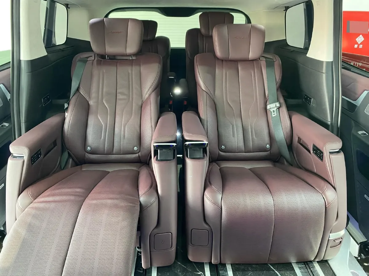 2023 Buick Century 2.0T 237HP L4 9AT,autocango,china used car exporter,china ev exporter,chinese used car exporter,chinese used ev exporter