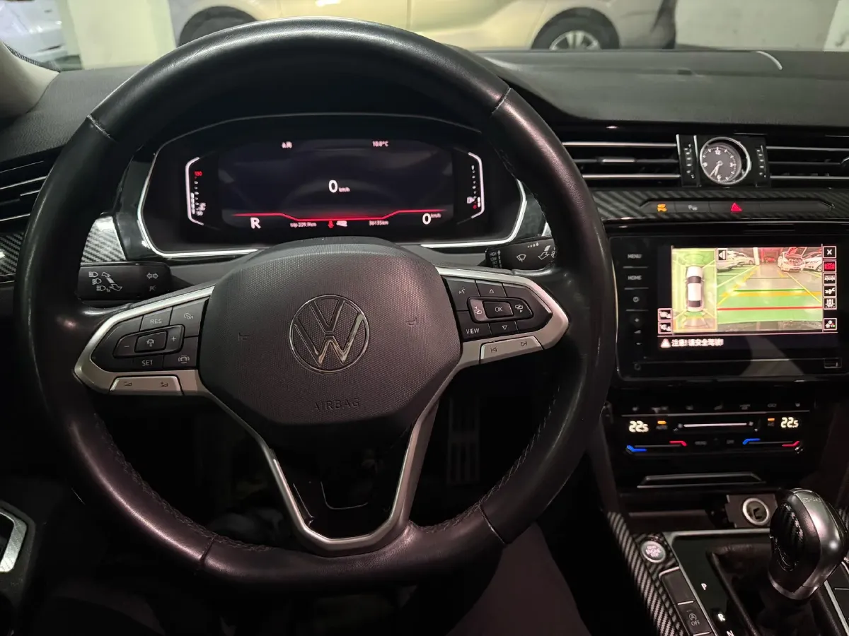 2020 Volkswagen Magotan 2.0T 186HP L4 7DCT,autocango,china used car exporter,china ev exporter,chinese used car exporter,chinese used ev exporter
