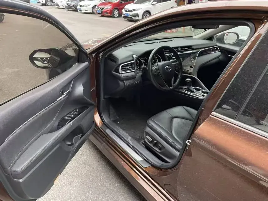 2018 Toyota Camry 2.5L 209HP L4 8AT,autocango,china used car exporter,china ev exporter,chinese used car exporter,chinese used ev exporter