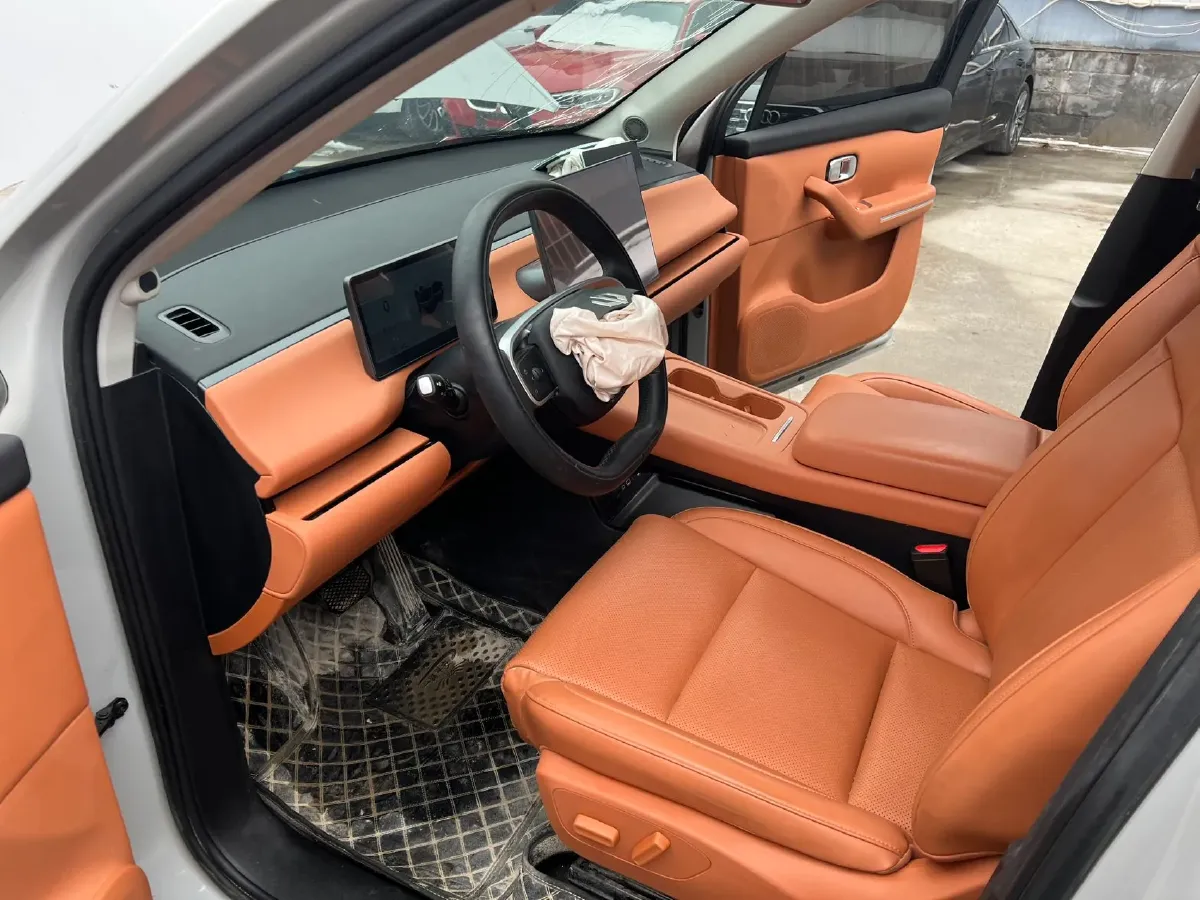 2024 Leapmotor C10 1.5L 95HP L4 REEV 28.4KWH,autocango,china used car exporter,china ev exporter,chinese used car exporter,chinese used ev exporter