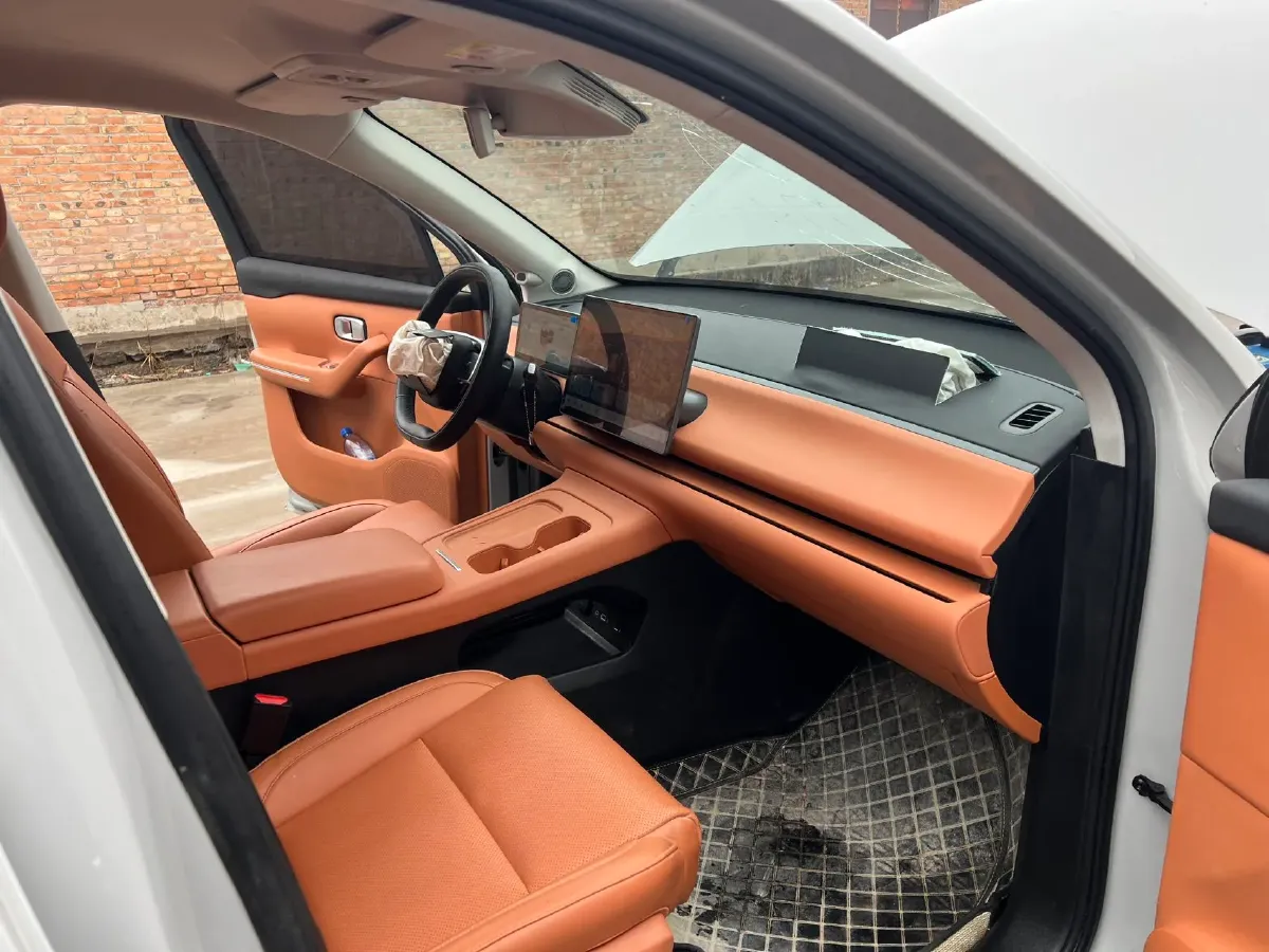 2024 Leapmotor C10 1.5L 95HP L4 REEV 28.4KWH,autocango,china used car exporter,china ev exporter,chinese used car exporter,chinese used ev exporter