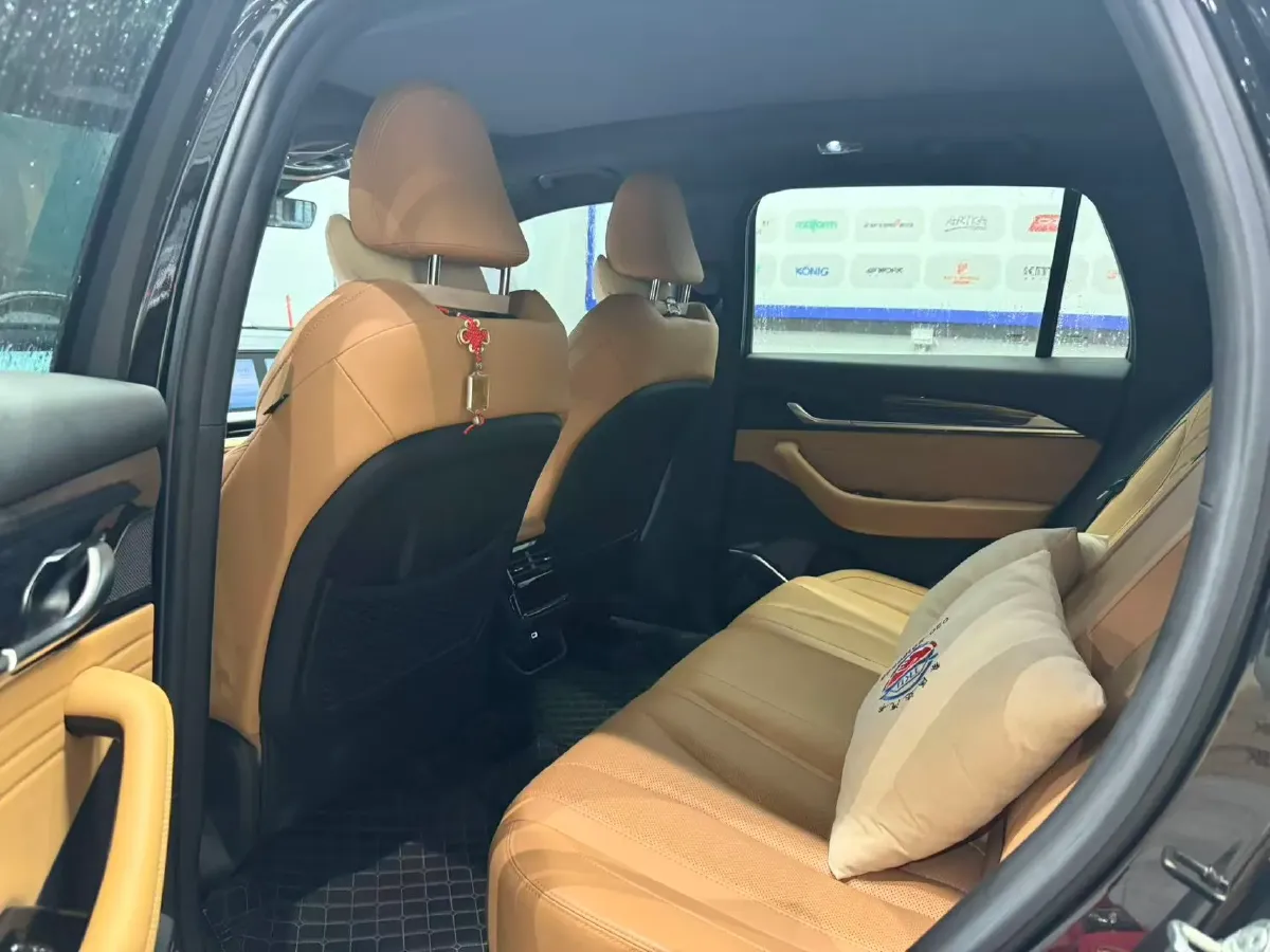 2024 Geely Monjaro 1.5T 163HP L4 3DHT Hybrid,autocango,china used car exporter,china ev exporter,chinese used car exporter,chinese used ev exporter