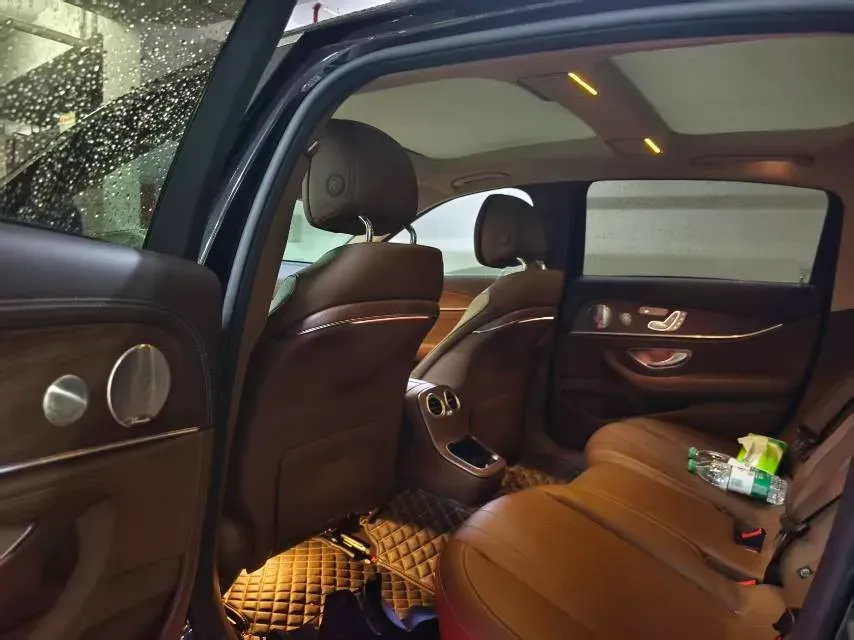 2022 Mercedes-Benz E Class 2.0T 258HP L4 9AT,autocango,china used car exporter,china ev exporter,chinese used car exporter,chinese used ev exporter