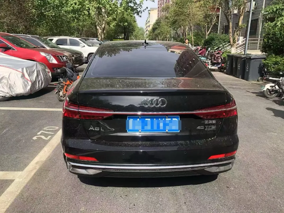 2025 Audi A6L 2.0T 245HP L4 7DCT,autocango,china used car exporter,china ev exporter,chinese used car exporter,chinese used ev exporter
