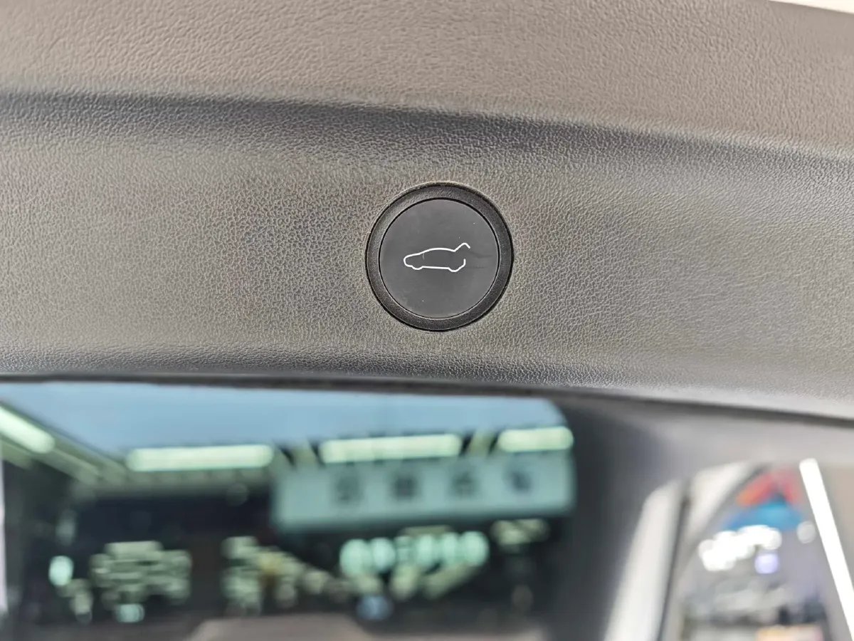 2022 Tesla Model Y BEV 60KWH,autocango,china used car exporter,china ev exporter,chinese used car exporter,chinese used ev exporter