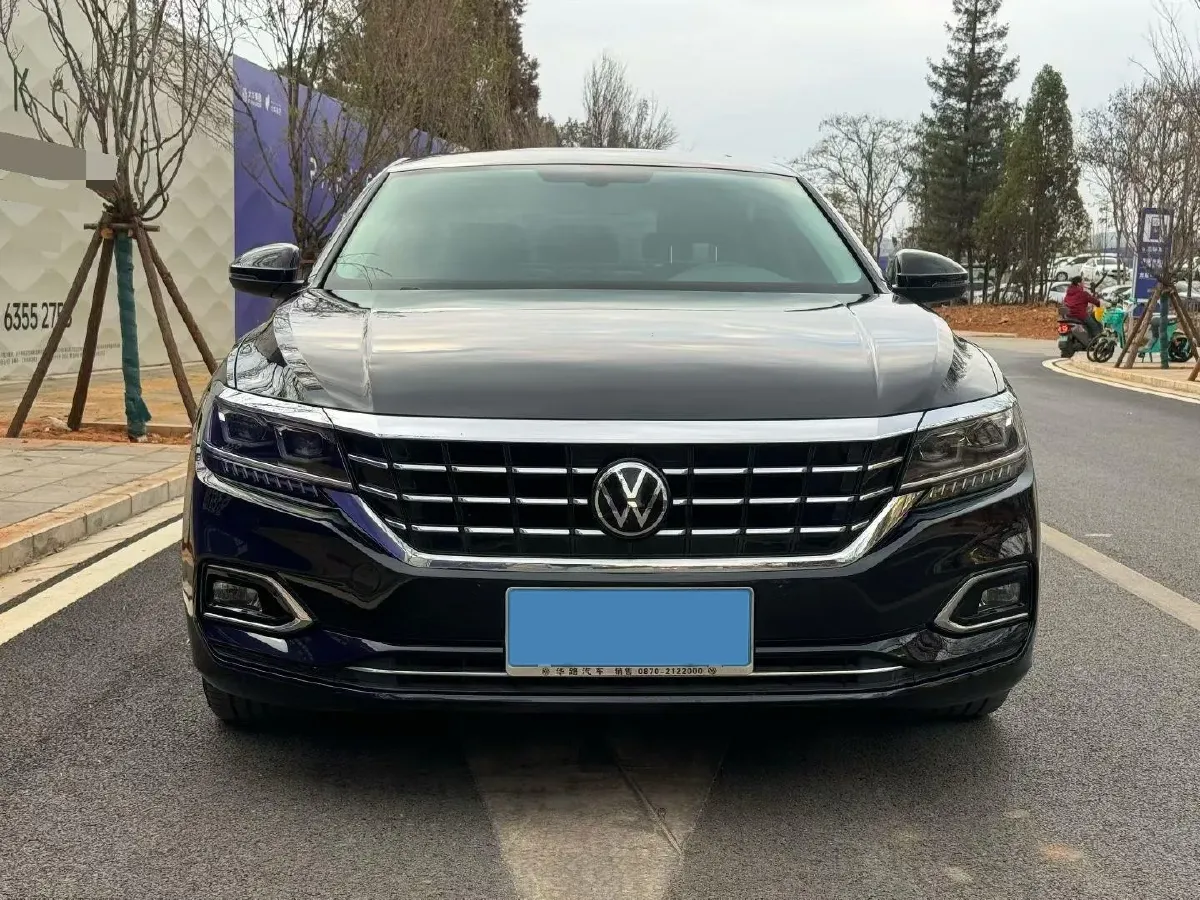 2021 Volkswagen Passat 2.0T 186HP L4 7DCT,autocango,china used car exporter,china ev exporter,chinese used car exporter,chinese used ev exporter