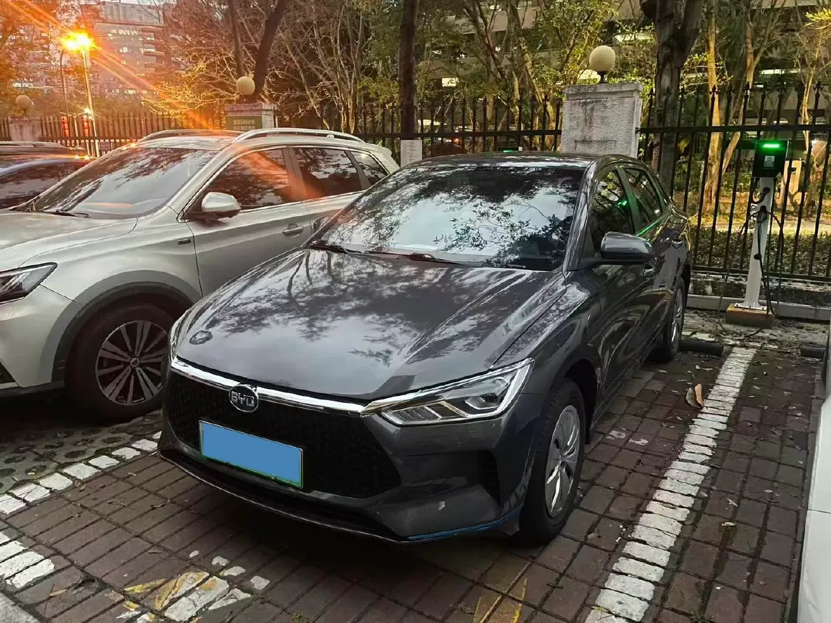 2021 BYD Song Pro 1.5T 160HP L4 7DCT,autocango,china used car exporter,china ev exporter,chinese used car exporter,chinese used ev exporter