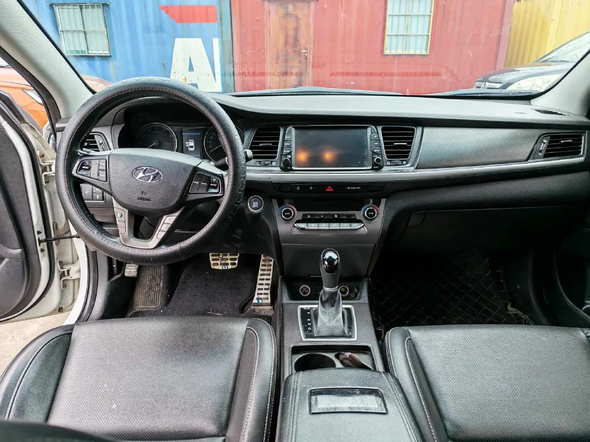 2017 Hyundai Mistra 1.6T 175HP L4 7DCT,autocango,china used car exporter,china ev exporter,chinese used car exporter,chinese used ev exporter