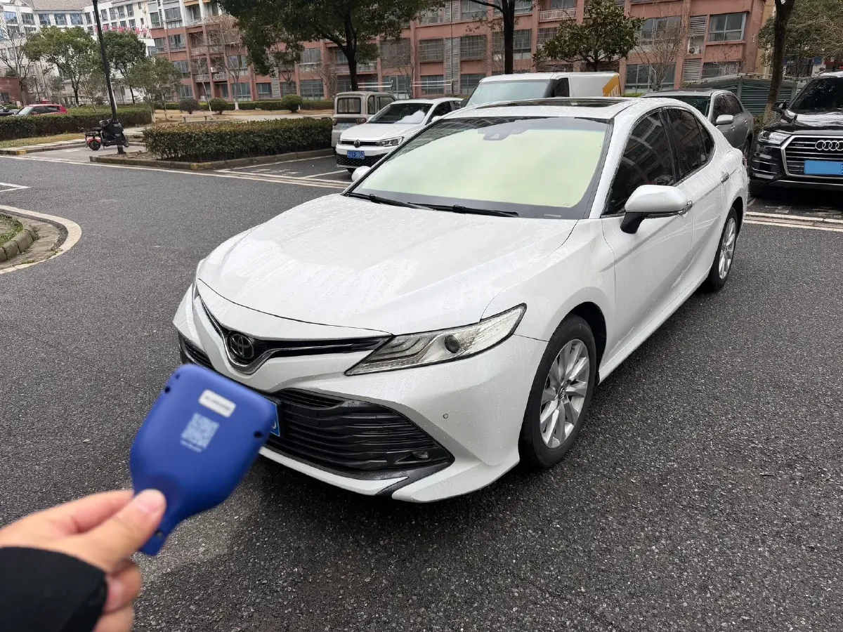 2019 Toyota Camry 2.0L 178HP L4 CVT,autocango,china used car exporter,china ev exporter,chinese used car exporter,chinese used ev exporter