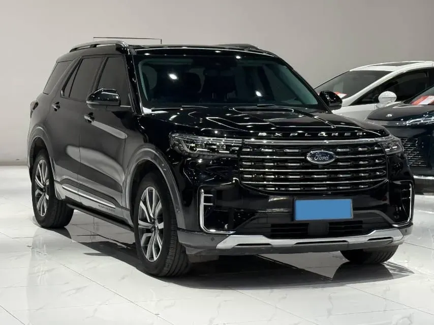 2023 Ford Explorer 2.3T 276HP L4 10AT,autocango,china used car exporter,china ev exporter,chinese used car exporter,chinese used ev exporter