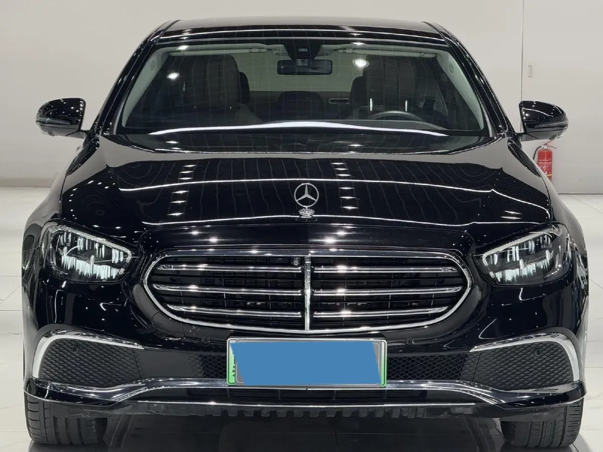 2022 Mercedes-Benz E Class 2.0T 211HP L4 9AT PHEV 25.4KWH,autocango,china used car exporter,china ev exporter,chinese used car exporter,chinese used ev exporter