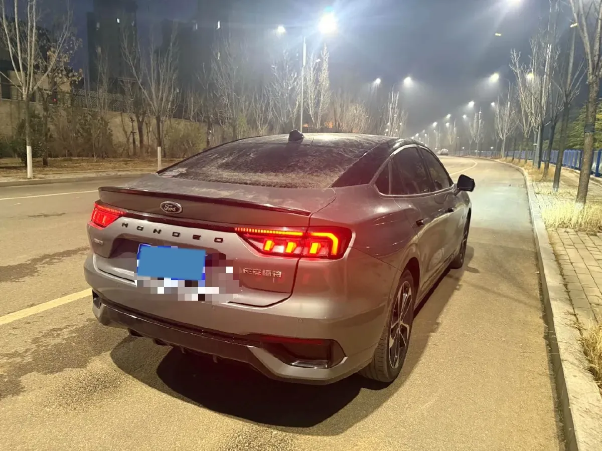 2022 Ford Mondeo 2.0T 238HP L4 8AT,autocango,china used car exporter,china ev exporter,chinese used car exporter,chinese used ev exporter