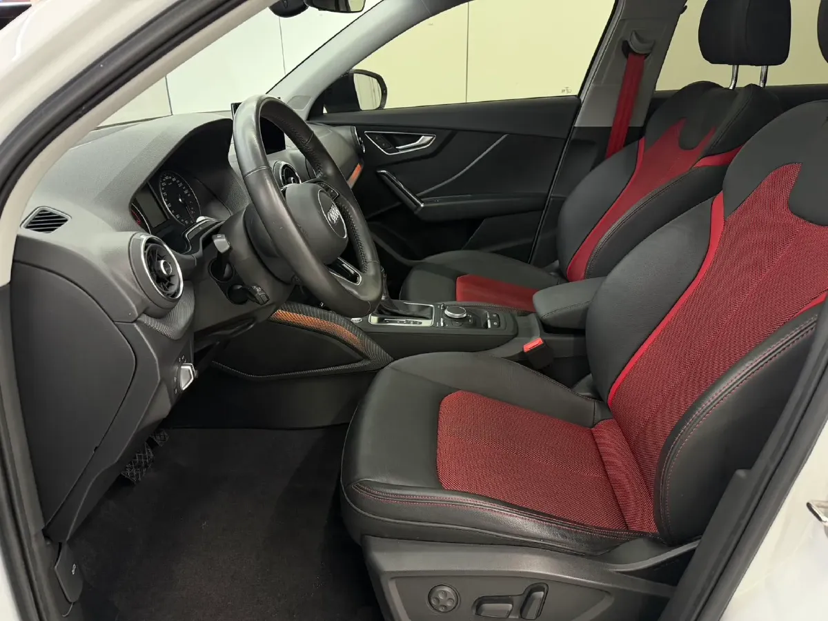 2021 Audi Q2L 1.4T 150HP L4 7DCT,autocango,china used car exporter,china ev exporter,chinese used car exporter,chinese used ev exporter