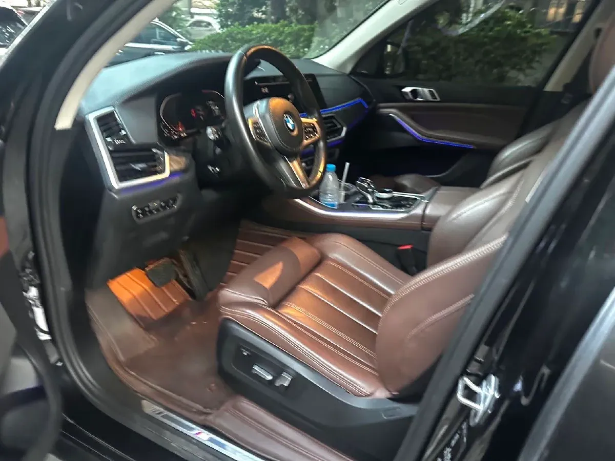 2021 BMW X5 3.0T 340HP L6 8AT,autocango,china used car exporter,china ev exporter,chinese used car exporter,chinese used ev exporter