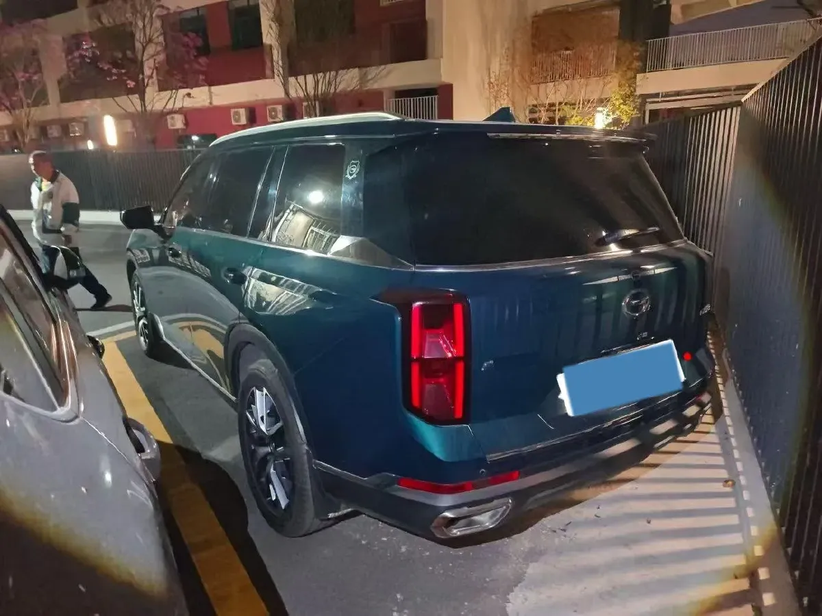 2022 GAC Trumpchi GS8 2.0T 252HP L4 8AT,autocango,china used car exporter,china ev exporter,chinese used car exporter,chinese used ev exporter