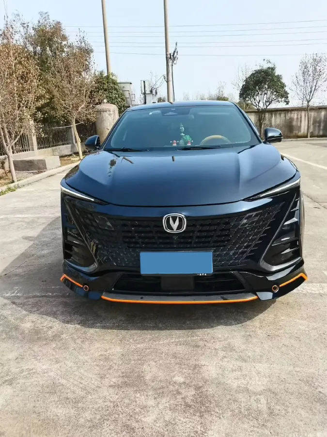 2023 ChangAn UNI-T 1.5T 188HP L4 7DCT,autocango,china used car exporter,china ev exporter,chinese used car exporter,chinese used ev exporter