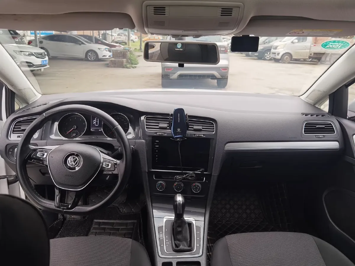 2019 Volkswagen Golf 1.2T 116HP L4 7DCT,autocango,china used car exporter,china ev exporter,chinese used car exporter,chinese used ev exporter