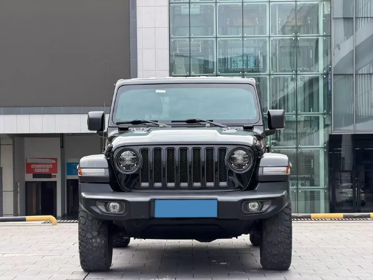 2021 Jeep Wrangler 2.0T 266HP L4 8AT,autocango,china used car exporter,china ev exporter,chinese used car exporter,chinese used ev exporter