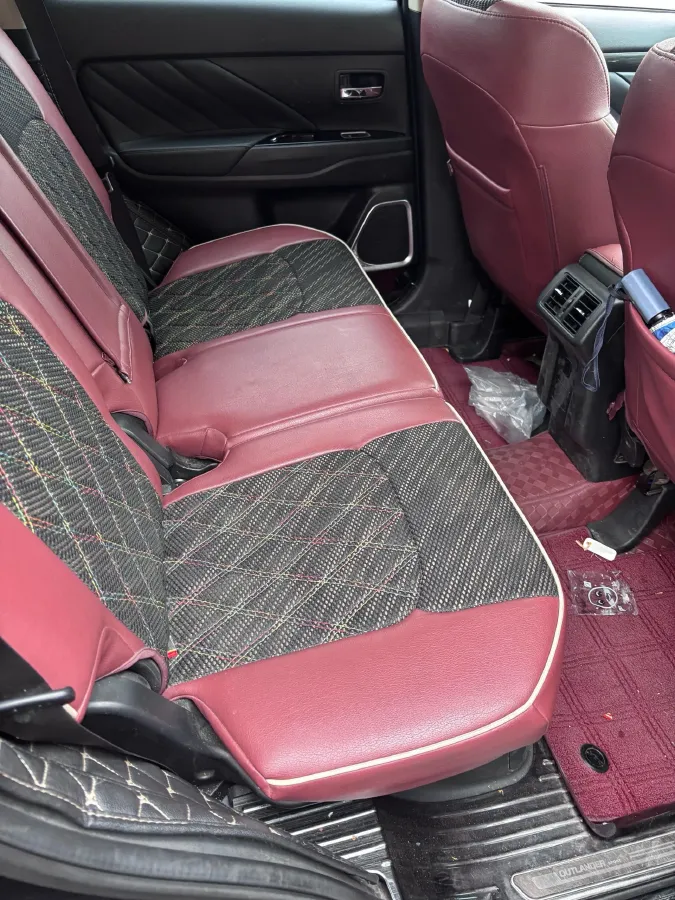 2019 Mitsubishi Outlander 2.4L 192HP L4 CVT,autocango,china used car exporter,china ev exporter,chinese used car exporter,chinese used ev exporter