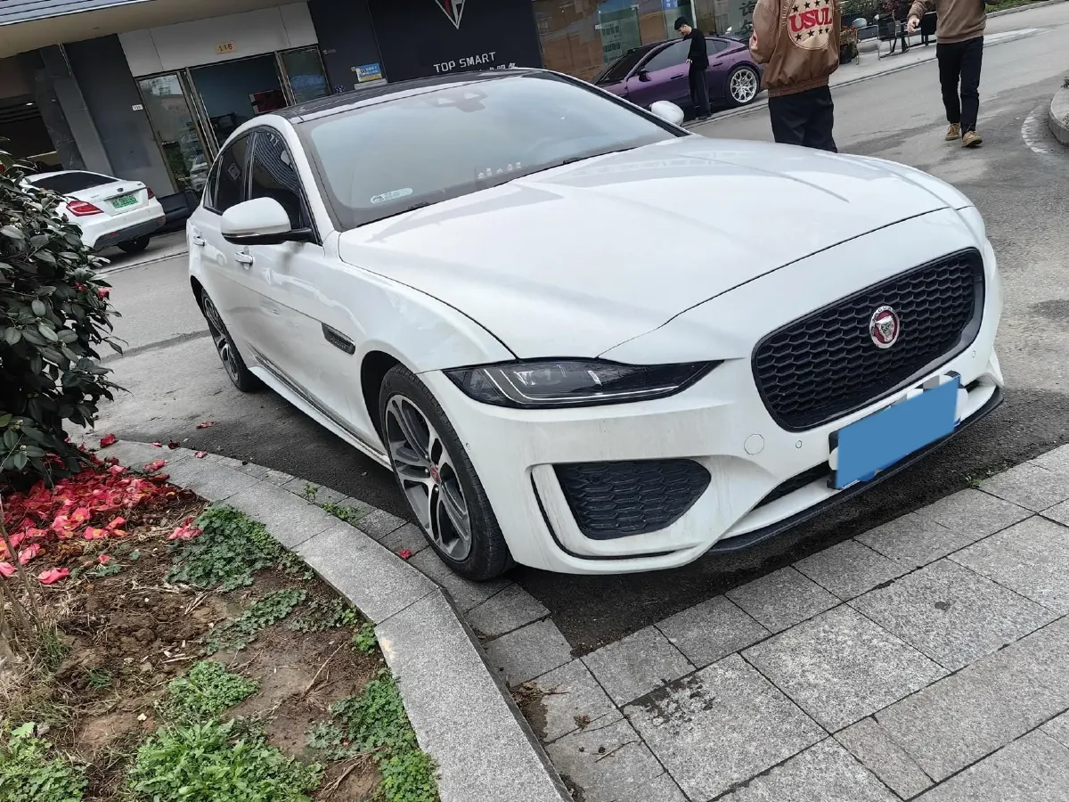 2020 Jaguar XEL 2.0T 200HP L4 8AT,autocango,china used car exporter,china ev exporter,chinese used car exporter,chinese used ev exporter