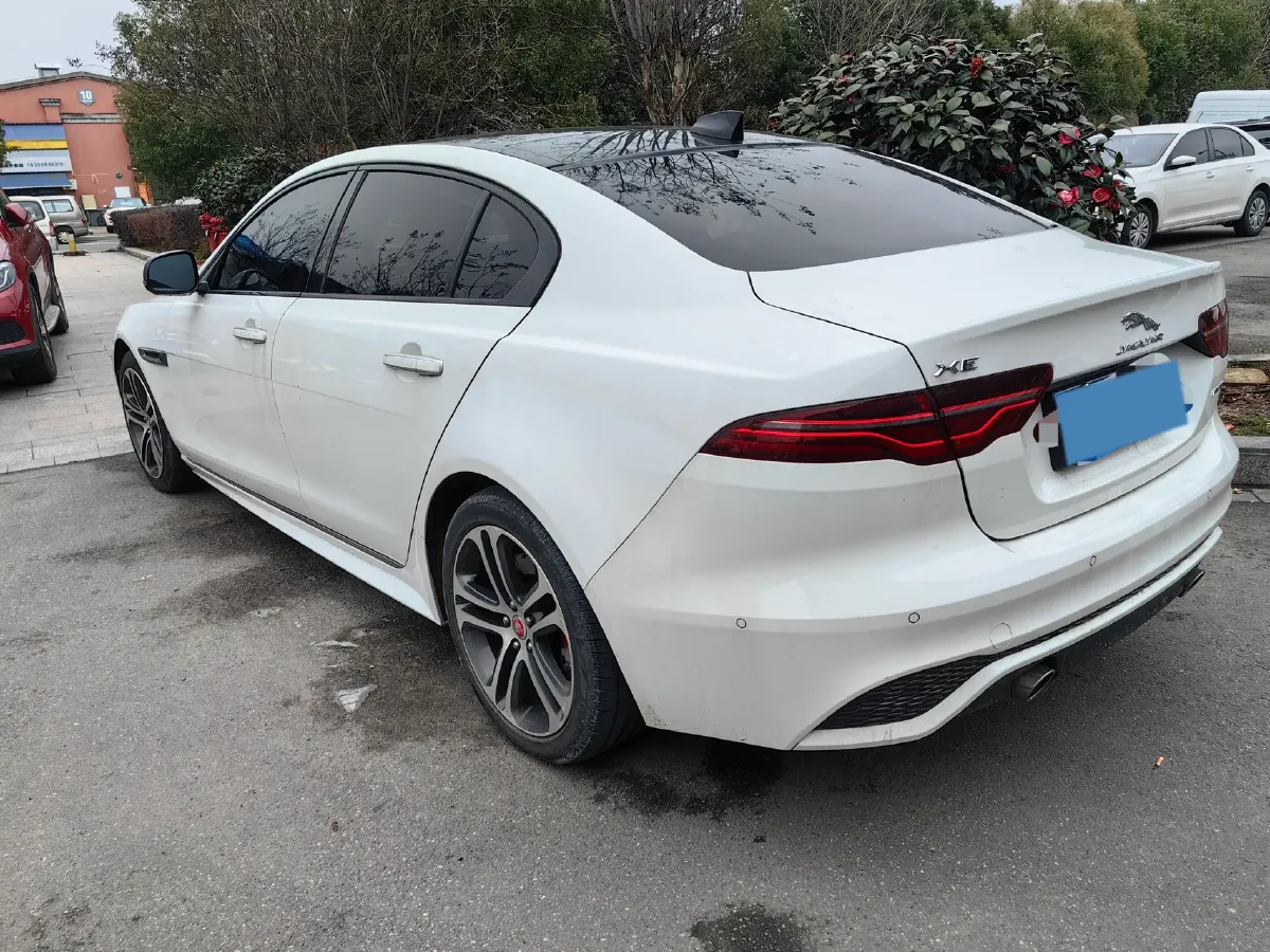 2020 Jaguar XEL 2.0T 200HP L4 8AT,autocango,china used car exporter,china ev exporter,chinese used car exporter,chinese used ev exporter