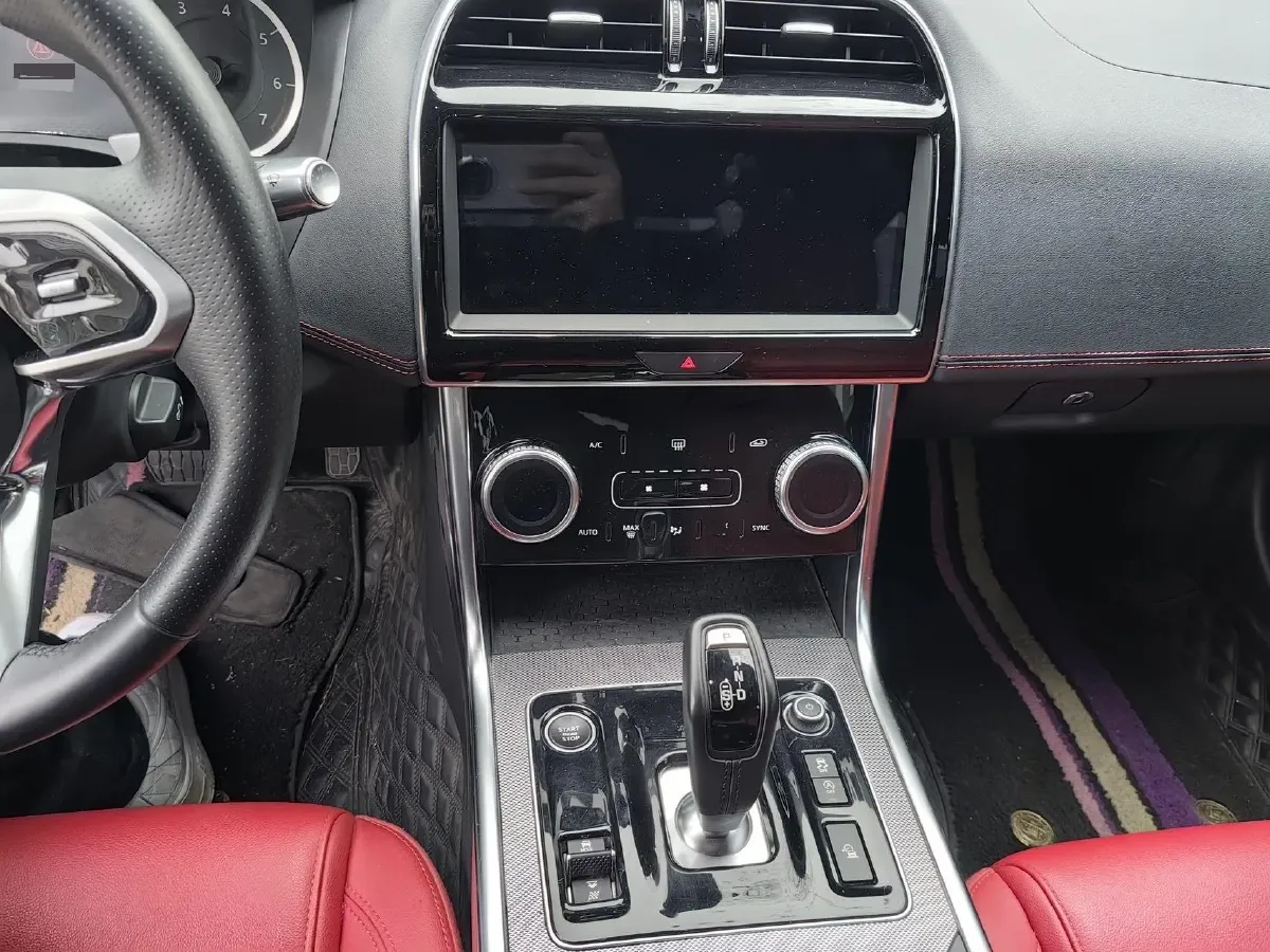 2020 Jaguar XEL 2.0T 200HP L4 8AT,autocango,china used car exporter,china ev exporter,chinese used car exporter,chinese used ev exporter