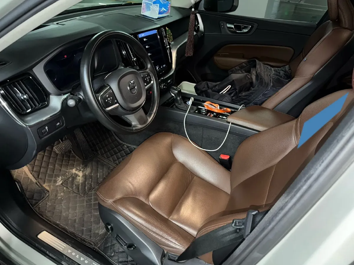 2019 Jeep Wrangler 2.0T 266HP L4 8AT,autocango,china used car exporter,china ev exporter,chinese used car exporter,chinese used ev exporter