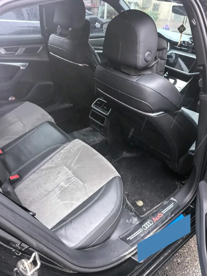 2024 Audi A6L 2.0T 245HP L4 7DCT,autocango,china used car exporter,china ev exporter,chinese used car exporter,chinese used ev exporter