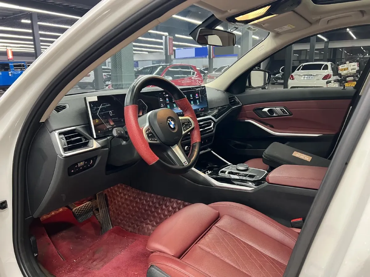 2024 BMW 3 Series 2.0T 156HP L4 8AT,autocango,china used car exporter,china ev exporter,chinese used car exporter,chinese used ev exporter