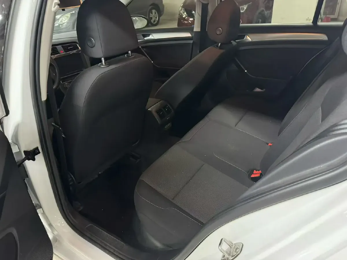 2019 Volkswagen Golf 1.2T 116HP L4 7DCT,autocango,china used car exporter,china ev exporter,chinese used car exporter,chinese used ev exporter