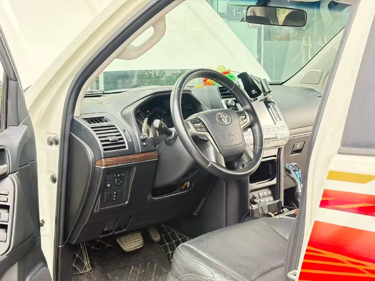 2019 Toyota Land Cruiser Prado 3.5L 280HP V6 6AT,autocango,china used car exporter,china ev exporter,chinese used car exporter,chinese used ev exporter