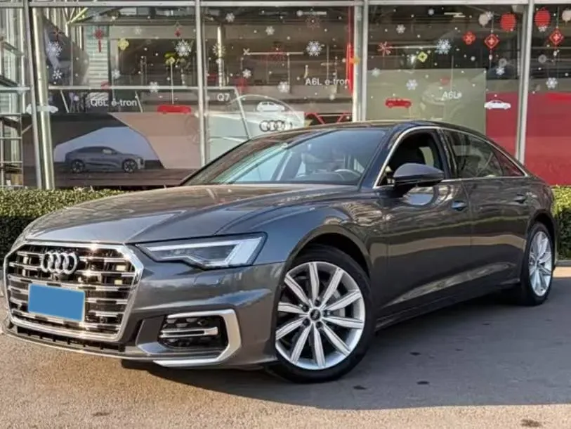 2024 Audi A6L 2.0T 245HP L4 7DCT,autocango,china used car exporter,china ev exporter,chinese used car exporter,chinese used ev exporter