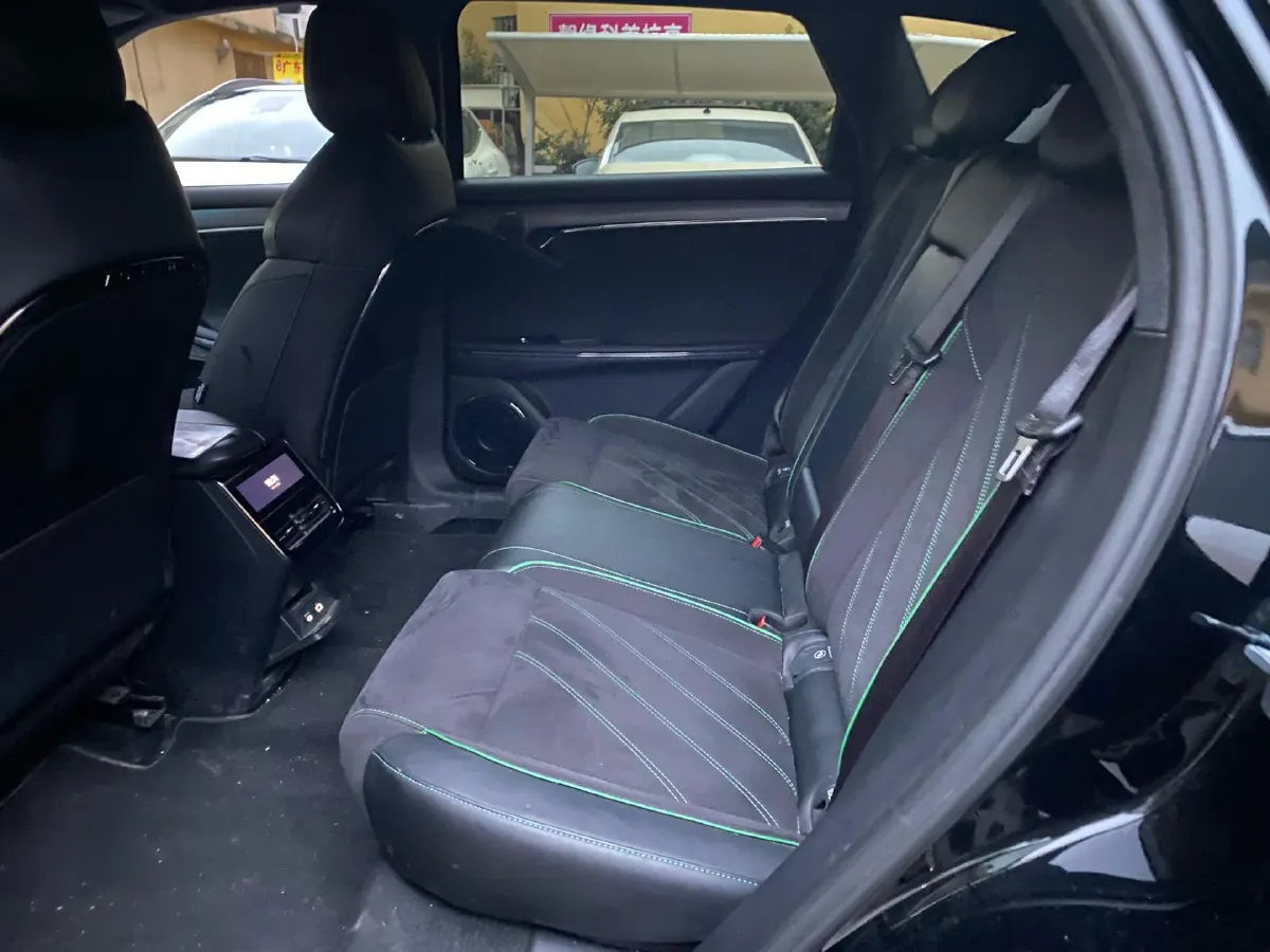 2025 Voyah FREE 1.5T 150HP L4 REEV 43KWH,autocango,china used car exporter,china ev exporter,chinese used car exporter,chinese used ev exporter