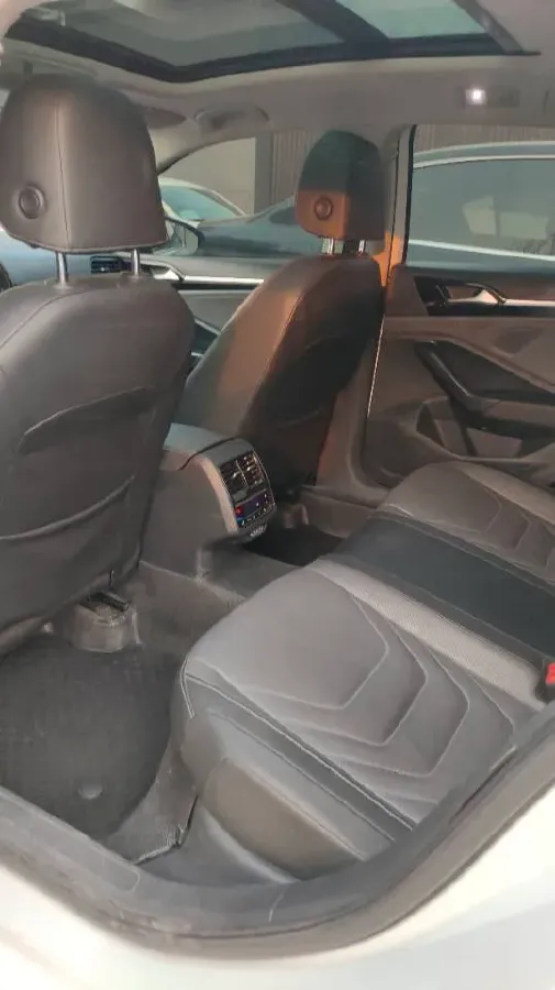 2019 Jeep Cherokee 2.0L 155HP L4 9AT,autocango,china used car exporter,china ev exporter,chinese used car exporter,chinese used ev exporter