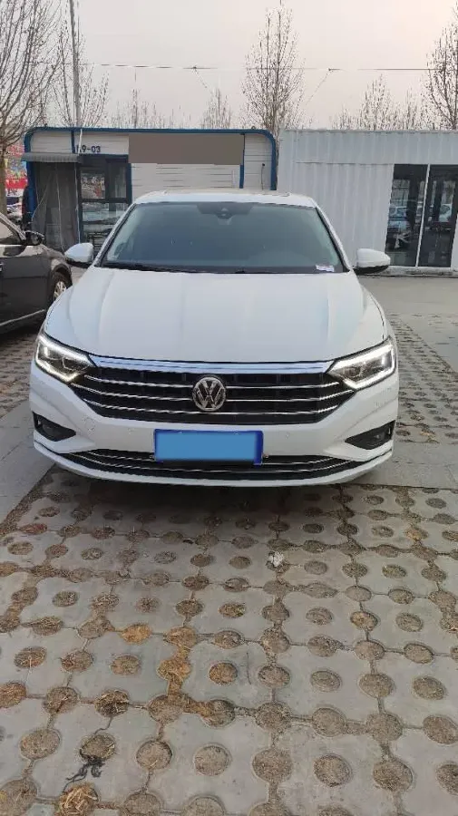 2019 Jeep Cherokee 2.0L 155HP L4 9AT,autocango,china used car exporter,china ev exporter,chinese used car exporter,chinese used ev exporter