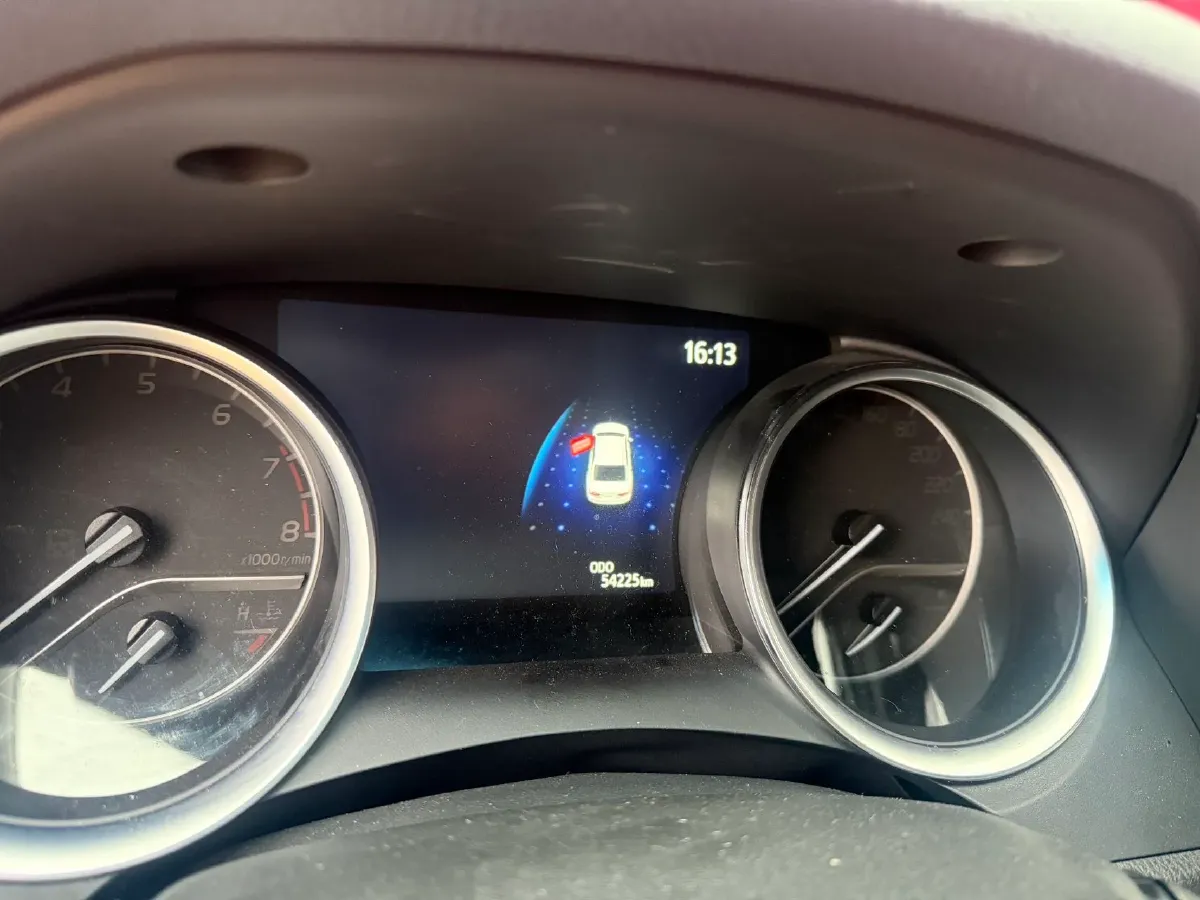 2023 Toyota Camry 2.0L 177HP L4 CVT,autocango,china used car exporter,china ev exporter,chinese used car exporter,chinese used ev exporter