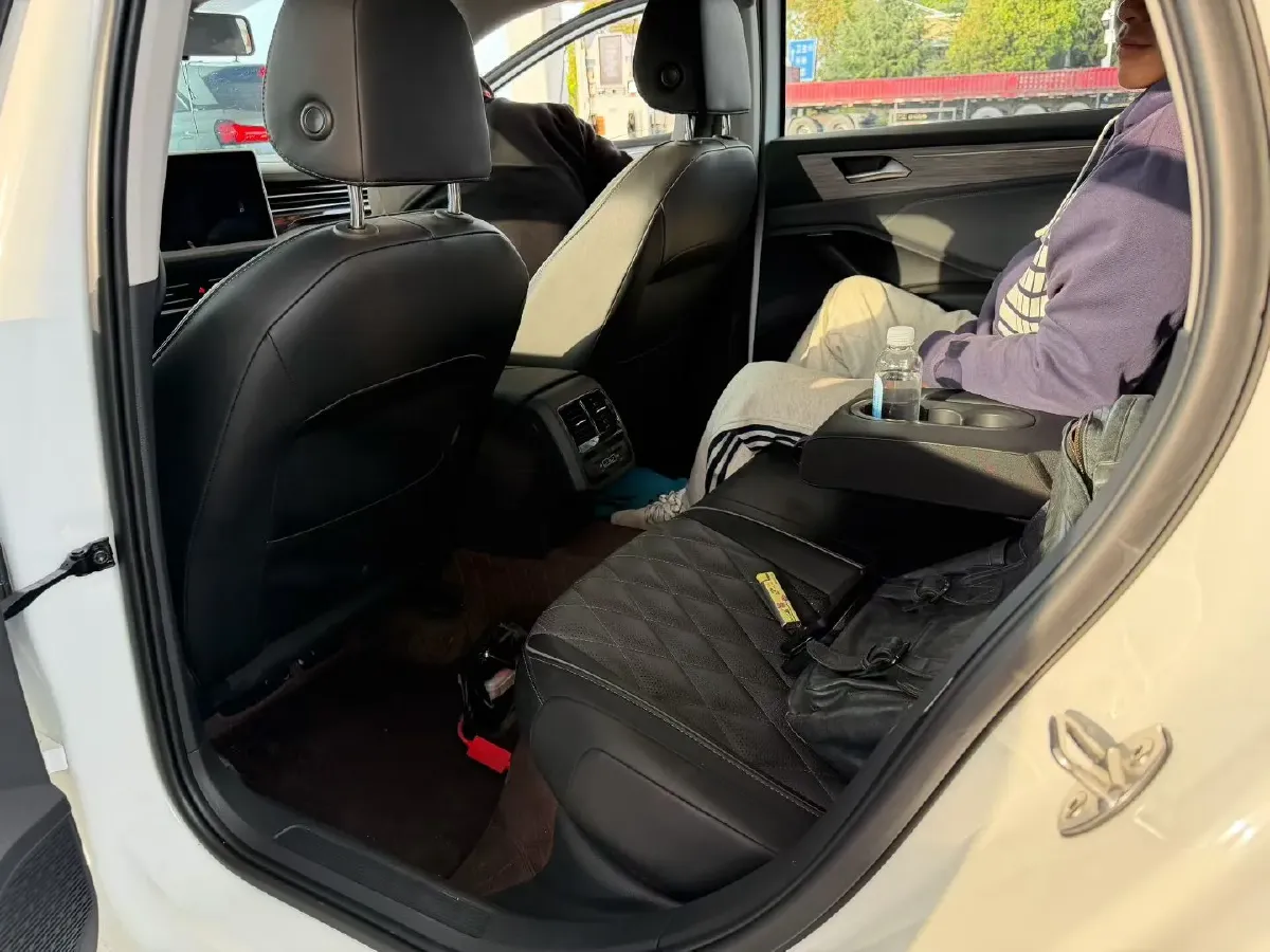 2024 Volkswagen Sagitar 1.5T 160HP L4 7DCT,autocango,china used car exporter,china ev exporter,chinese used car exporter,chinese used ev exporter