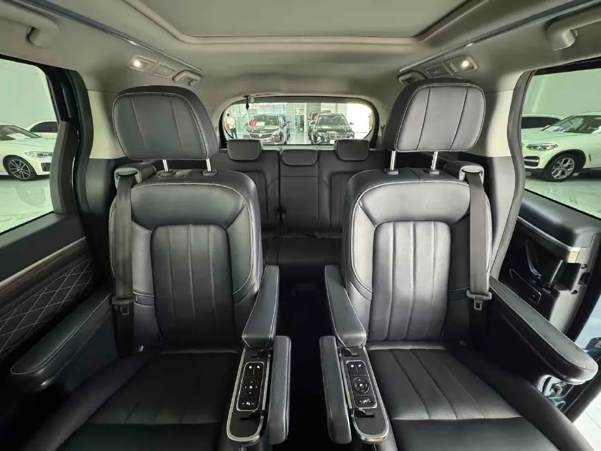 2018 GAC Trumpchi M8 2.0T 201HP L4 6AT,autocango,china used car exporter,china ev exporter,chinese used car exporter,chinese used ev exporter