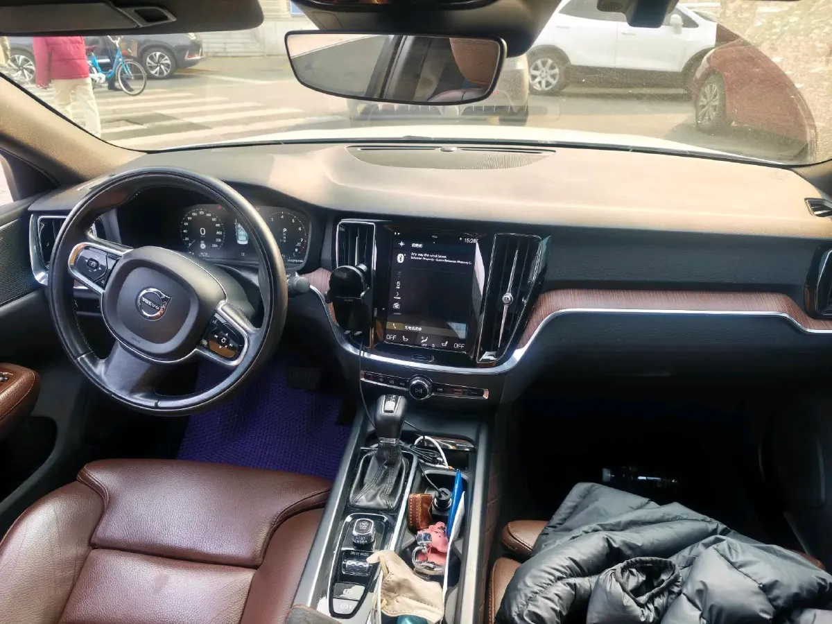 2021 Volvo S60 2.0T 190HP L4 8AT,autocango,china used car exporter,china ev exporter,chinese used car exporter,chinese used ev exporter